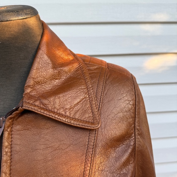 Vintage 70s Champs Elysée Fashions leather jacket (Made in Canada) - Picture 7 of 12
